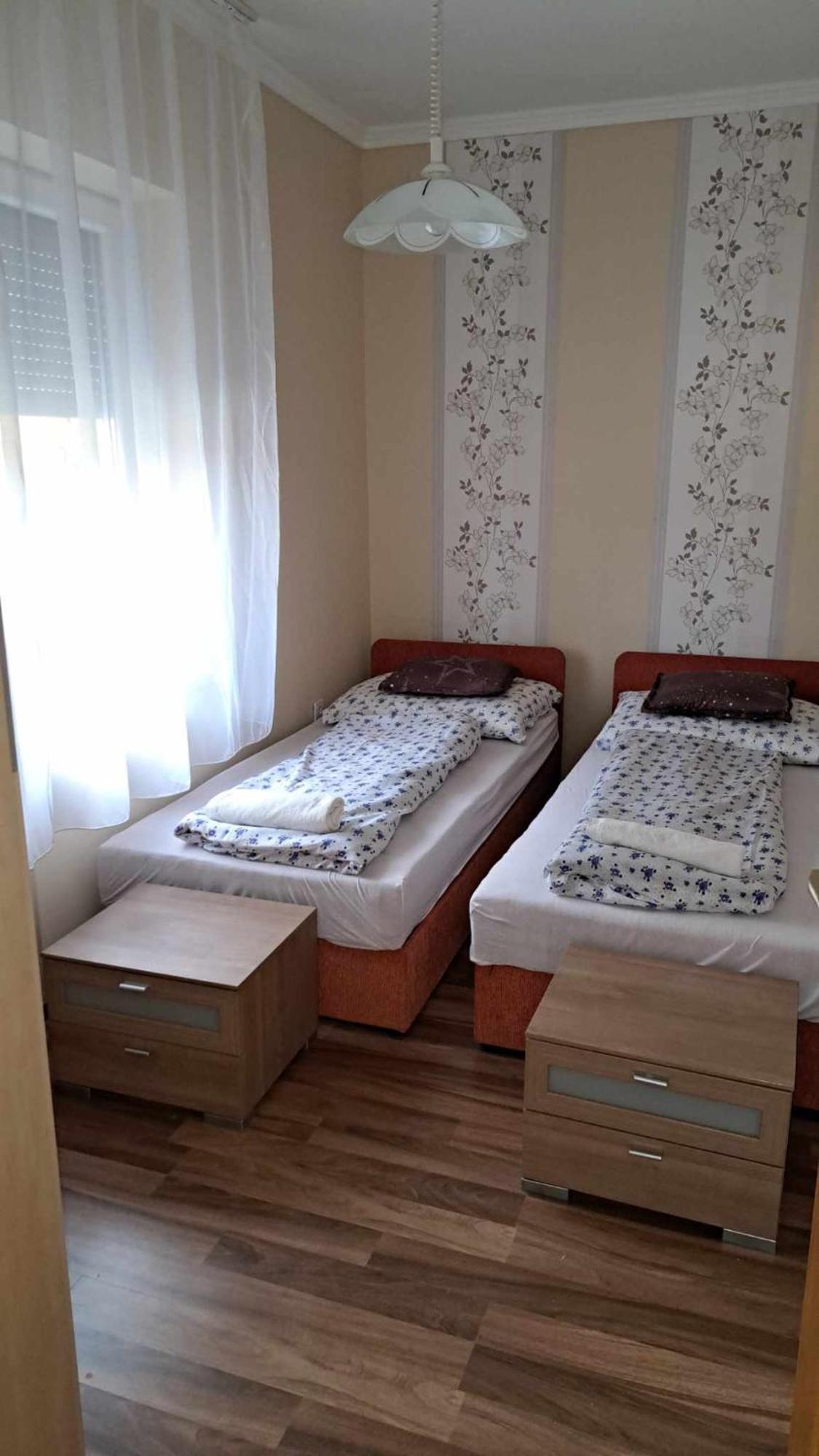 Ferienwohnung Zsory Furdo Lapartman Mezokovesd Szihalom Exterior foto